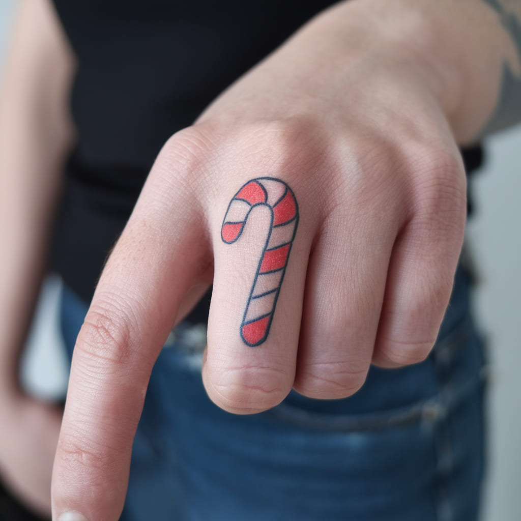 Minimalist Candycane on the Finger